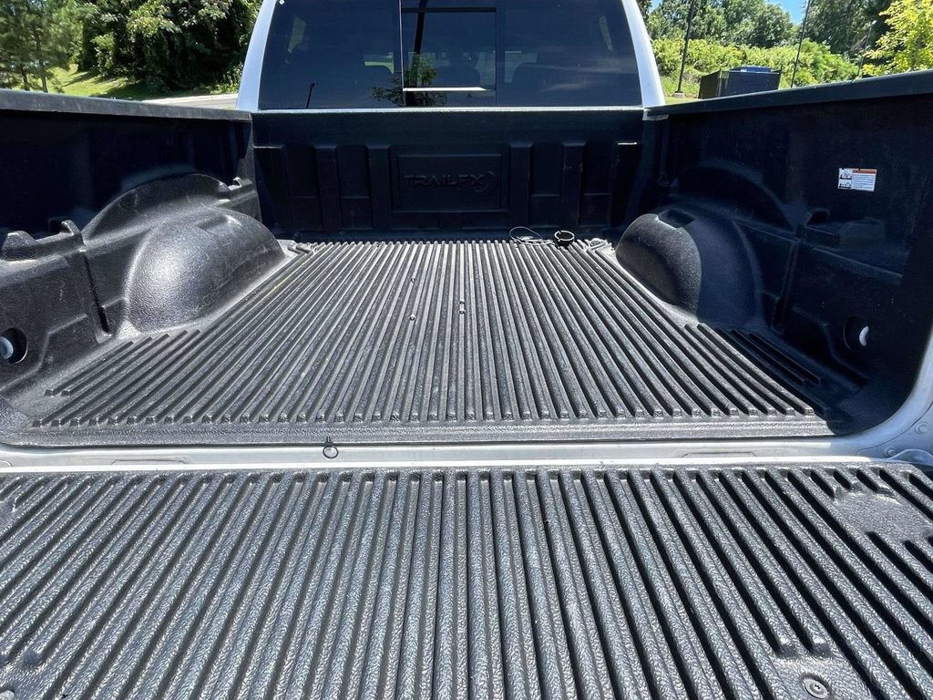 Used 2025 RAM 1500 Laramie AWD/4WD image 29