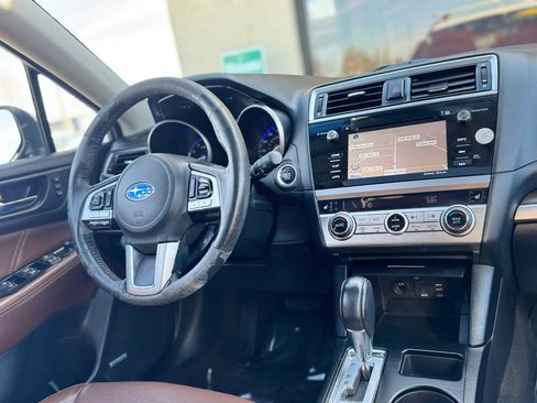 Used 2017 Subaru Outback 3.6R Touring w/ Popular Package #5A image 29