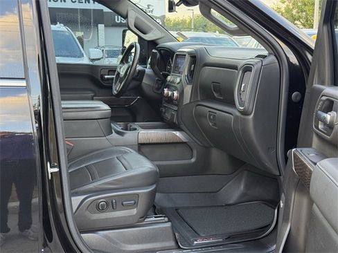 Used 2023 GMC Sierra 2500 Denali w/ Denali Black Diamond Edition image 16