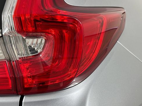 Used 2019 Honda CR-V EX image 35
