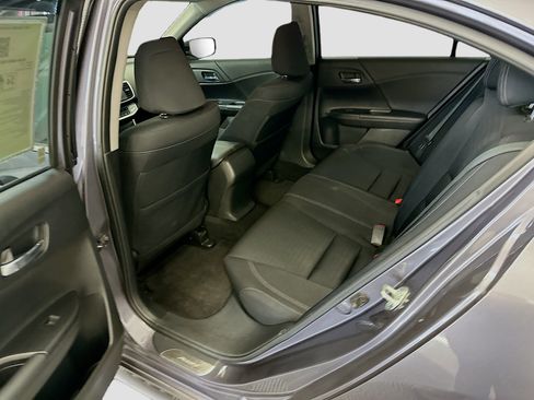 Used 2015 Honda Accord Sport image 28