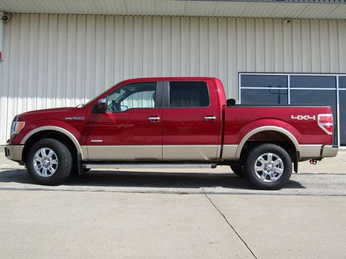Used 2014 Ford F150 Lariat w/ Lariat Chrome Package image 11