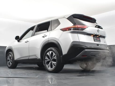 Used 2022 Nissan Rogue SV image 41