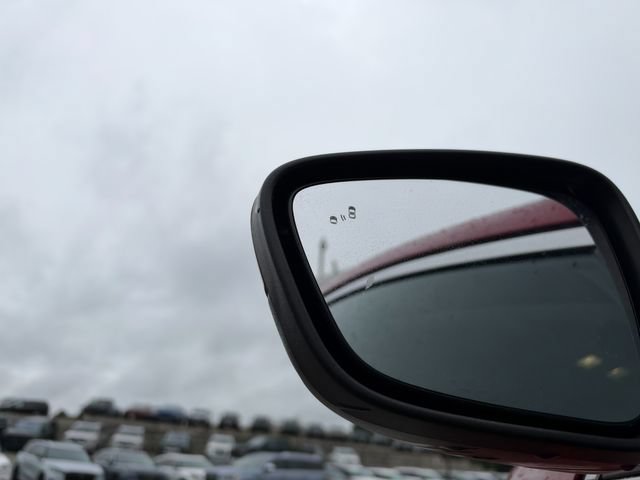 Used 2022 Ford Escape Titanium FWD image 13