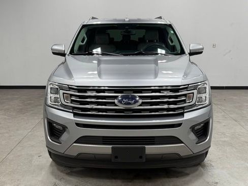 Used 2020 Ford Expedition XLT w/ Equipment Group 201A image 4