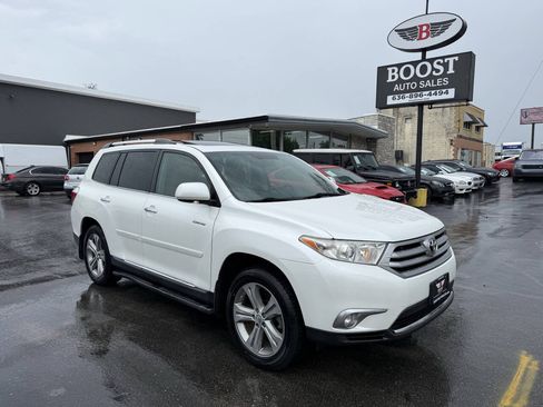 Used 2011 Toyota Highlander Limited w/ Tow Pkg AWD/4WD image 1