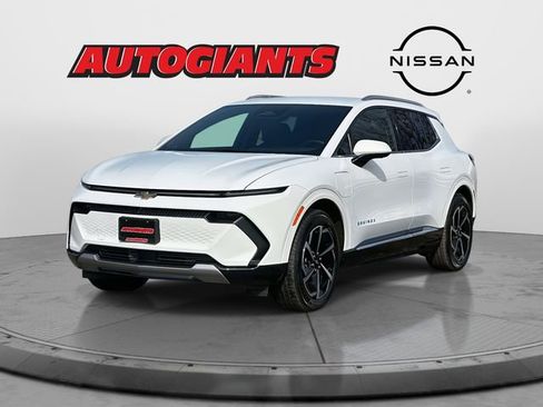 Used 2025 Chevrolet Equinox EV LT image 6