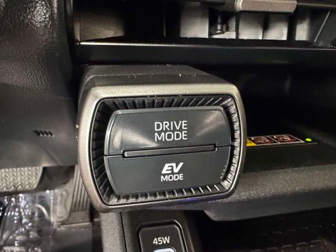 Used 2026 Toyota RAV4 AWD image 37