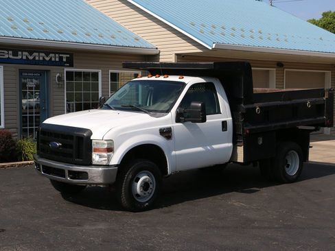 Used 2008 Ford F350 4x4 Regular Cab DRW Super Duty image 1