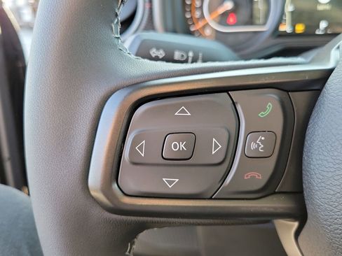 New 2026 Jeep Wrangler Unlimited Rubicon w/ Technology Group image 5