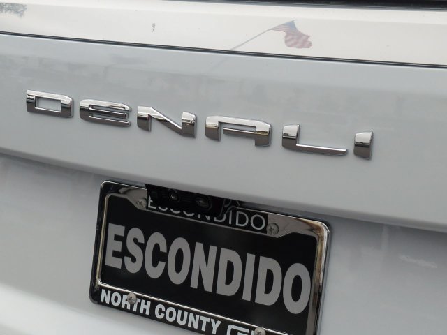 Used 2026 GMC Yukon Denali w/ Denali Reserve Package AWD/4WD image 34