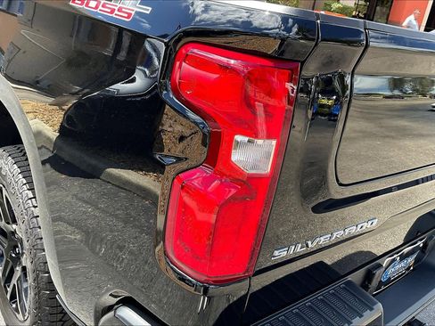 Used 2026 Chevrolet Silverado 1500 LT Trail Boss w/ LT Trail Boss Premium Package image 28