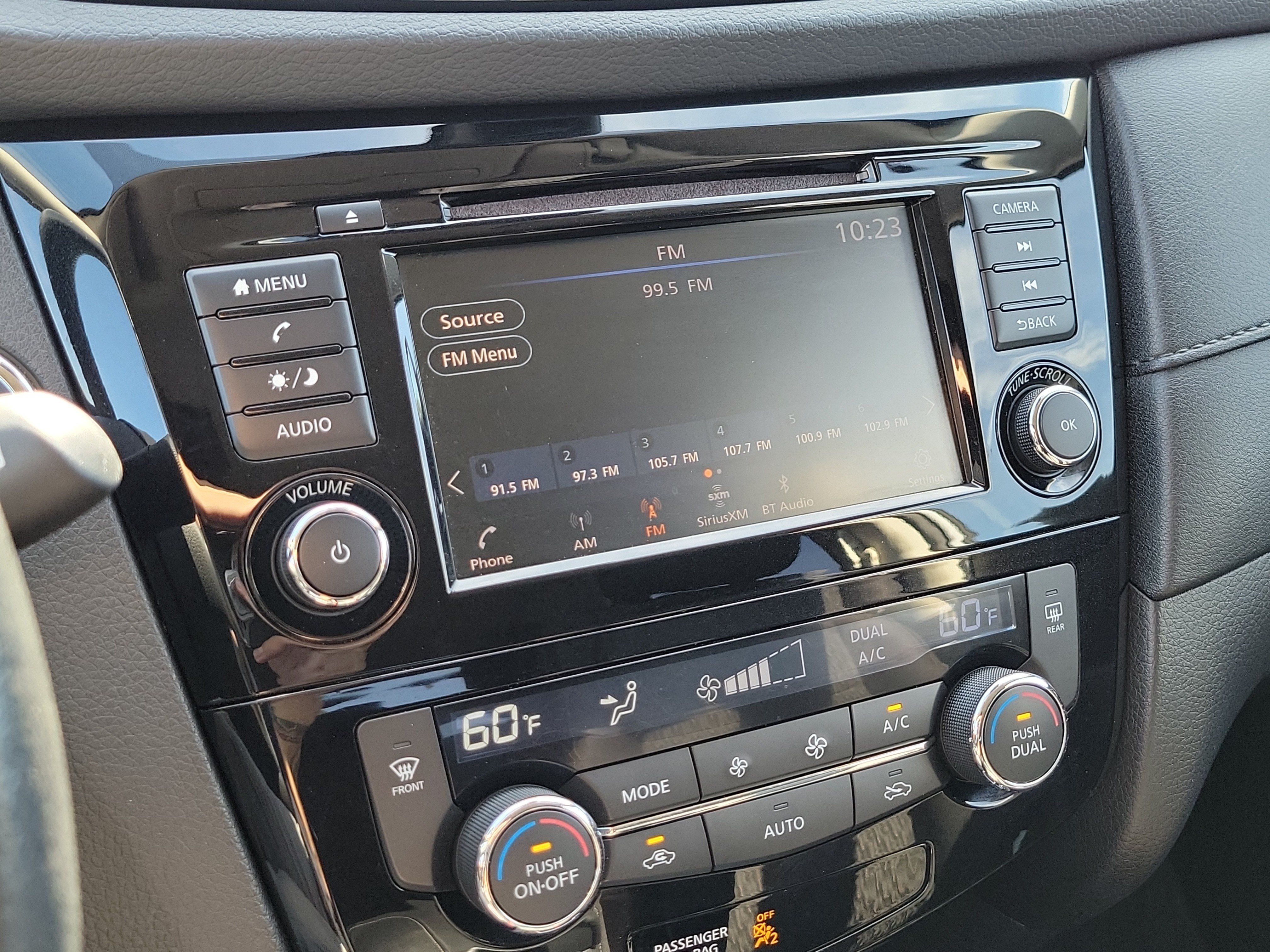 Used 2019 Nissan Rogue SV AWD/4WD image 32