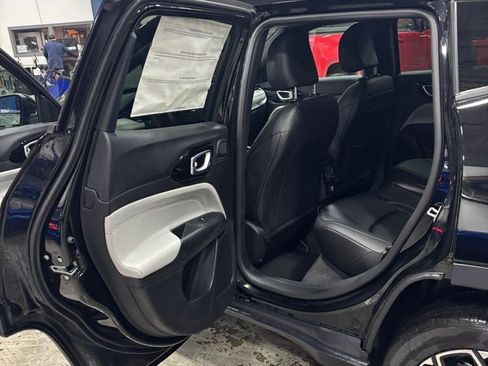 New 2026 Jeep Compass Limited w/ Sun, Sound & Navigation Group image 17