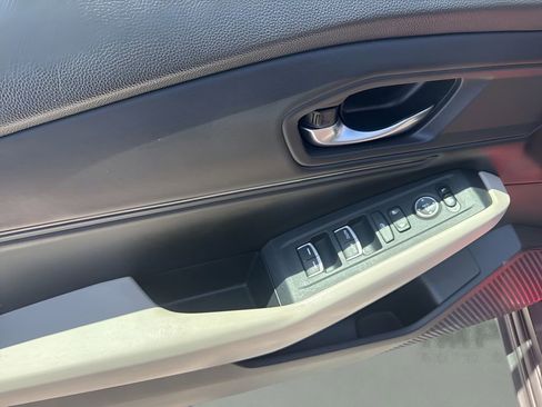 Used 2023 Honda Accord EX image 26