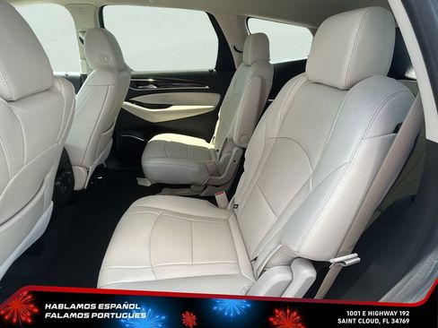Used 2023 Buick Enclave Essence FWD image 23