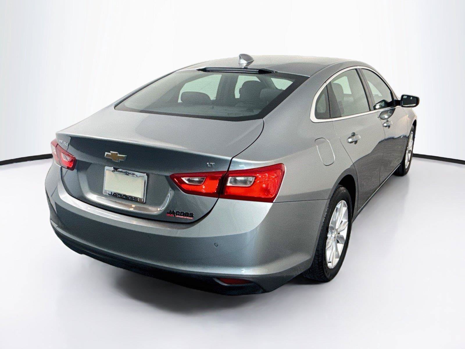 Used 2025 Chevrolet Malibu LT FWD image 5
