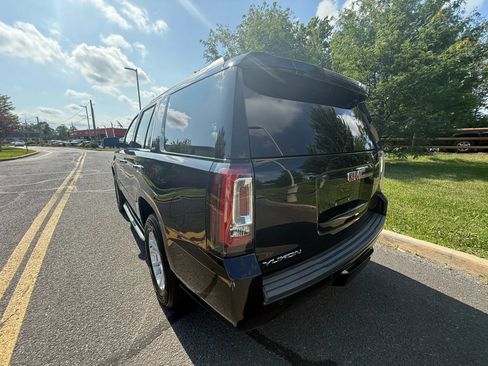 Used 2015 GMC Yukon SLT w/ HD Trailering Package image 4