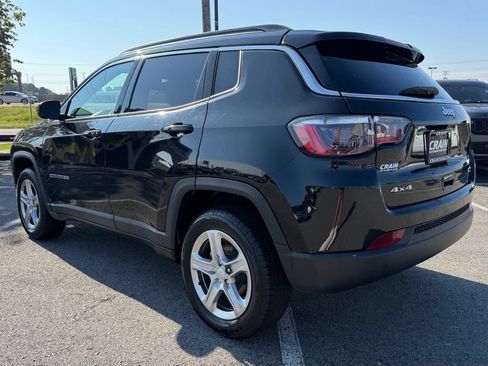 Used 2024 Jeep Compass Latitude AWD/4WD image 5