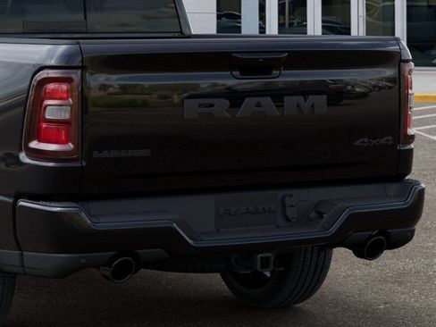New 2026 RAM 1500 Laramie AWD/4WD image 13