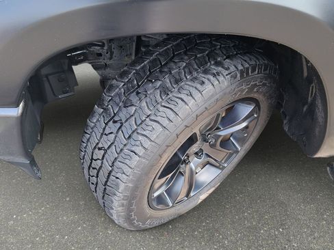 Used 2020 RAM 1500 Big Horn image 32