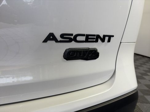 Used 2025 Subaru Ascent Onyx Edition AWD/4WD image 17