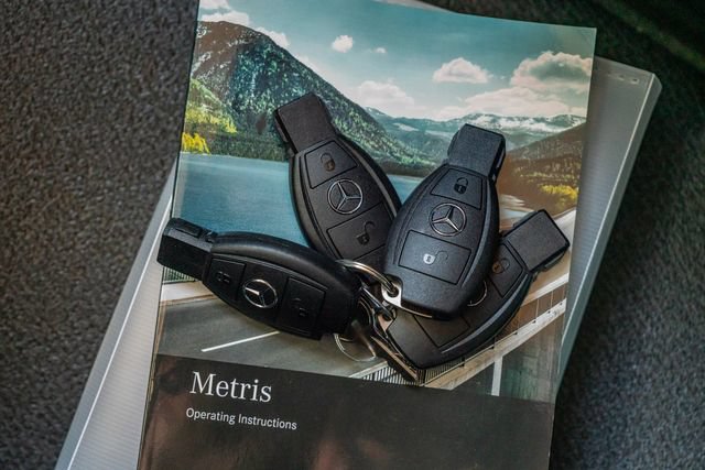 Used 2021 Mercedes-Benz Metris Passenger image 45