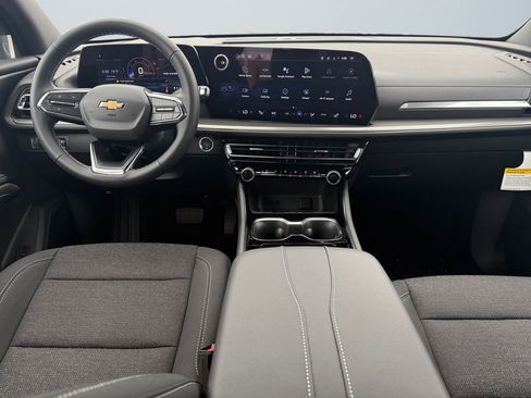 New 2026 Chevrolet Traverse LT w/ Driver Confidence Package image 10