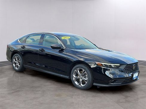 Certified 2023 Honda Accord EX image 3