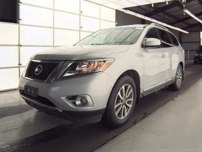 Used 2014 Nissan Pathfinder SL w/ Cargo Package