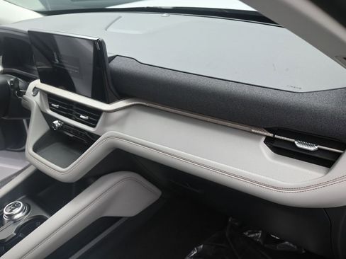 New 2026 Ford Explorer Active image 2