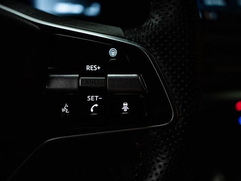 Used 2024 Nissan Ariya FWD image 18