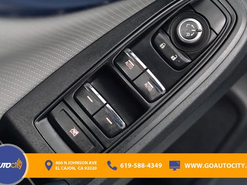Used 2019 Subaru Crosstrek Hybrid w/ Moonroof Package w/Navigation AWD/4WD image 18