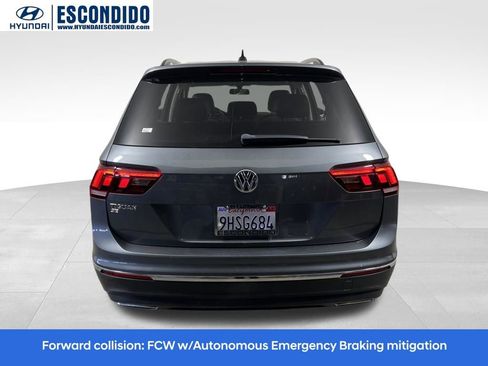 Used 2020 Volkswagen Tiguan SE w/ Panoramic Sunroof Package image 4