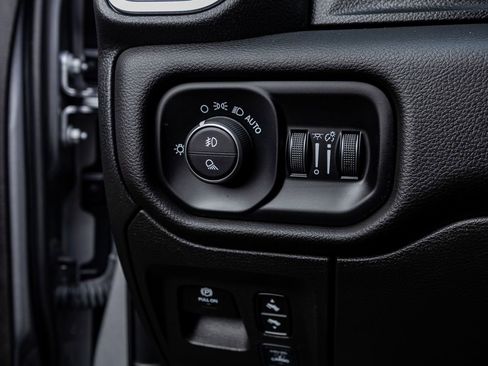 Used 2025 RAM 1500 Laramie w/ Sport Appearance Package image 22