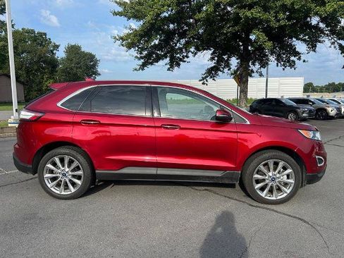 Certified 2018 Ford Edge Titanium w/ Equipment Group 301A AWD/4WD image 8