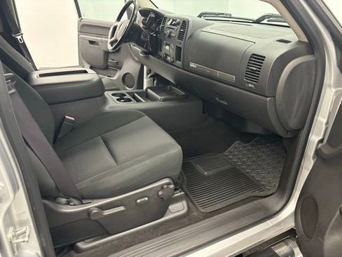 Used 2013 Chevrolet Silverado 1500 LT image 29