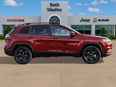 Used 2019 Jeep Cherokee Latitude Plus image 8
