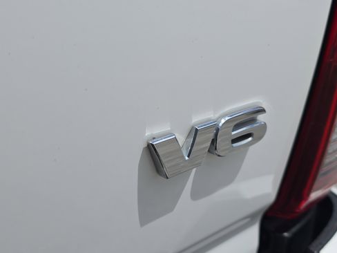 Used 2023 Toyota Tacoma SR RWD image 10