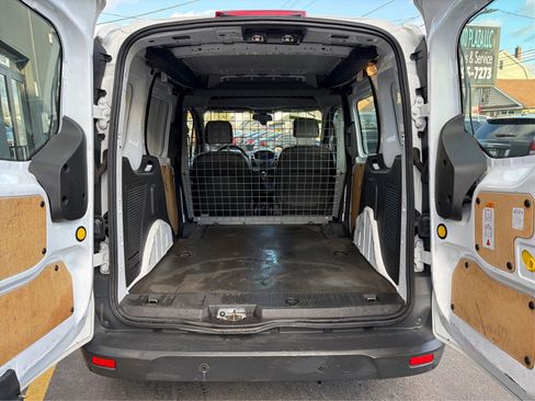 Used 2016 Ford Transit Connect XL image 12
