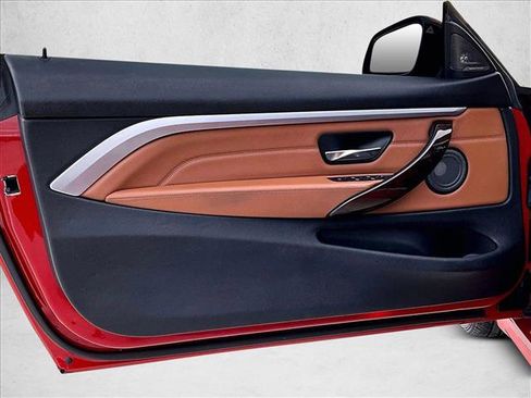 Used 2016 BMW 435i xDrive Convertible image 18