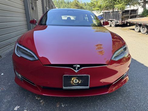 Used 2020 Tesla Model S Long Range Plus AWD/4WD image 46