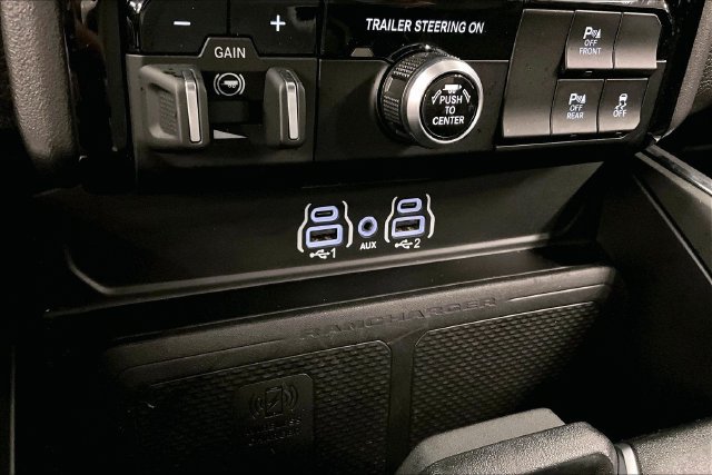 Used 2025 RAM 1500 Big Horn AWD/4WD image 31