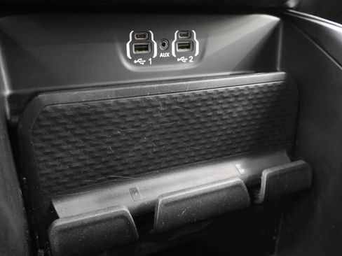 Used 2022 RAM 2500 Big Horn w/ Night Edition AWD/4WD image 45