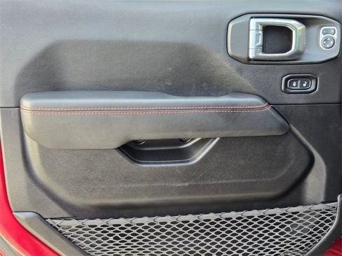 Used 2021 Jeep Gladiator Rubicon image 11