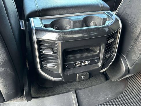 Used 2020 RAM 1500 Laramie AWD/4WD image 15