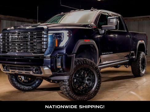 Used 2024 GMC Sierra 2500 Denali w/ Denali Reserve Package image 4