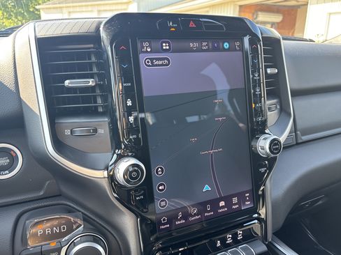New 2026 RAM 1500 Big Horn AWD/4WD image 3