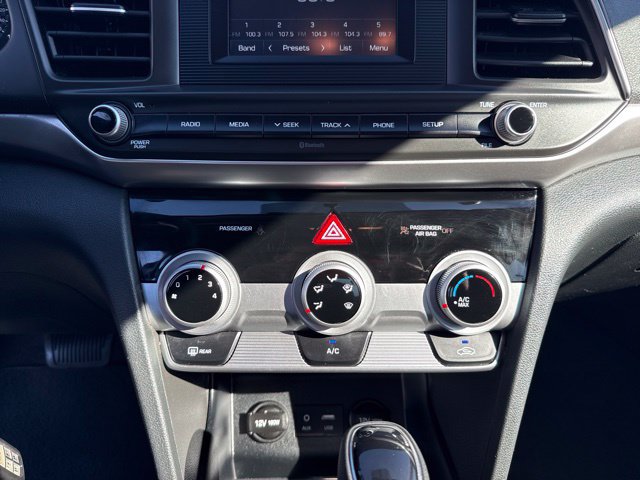Used 2019 Hyundai Elantra SE w/ Cargo Package FWD image 14