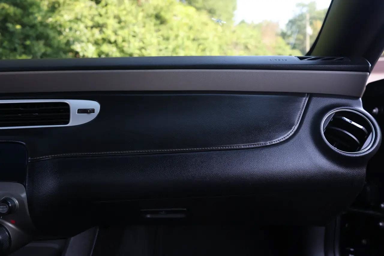 Used 2013 Chevrolet Camaro LS RWD image 15